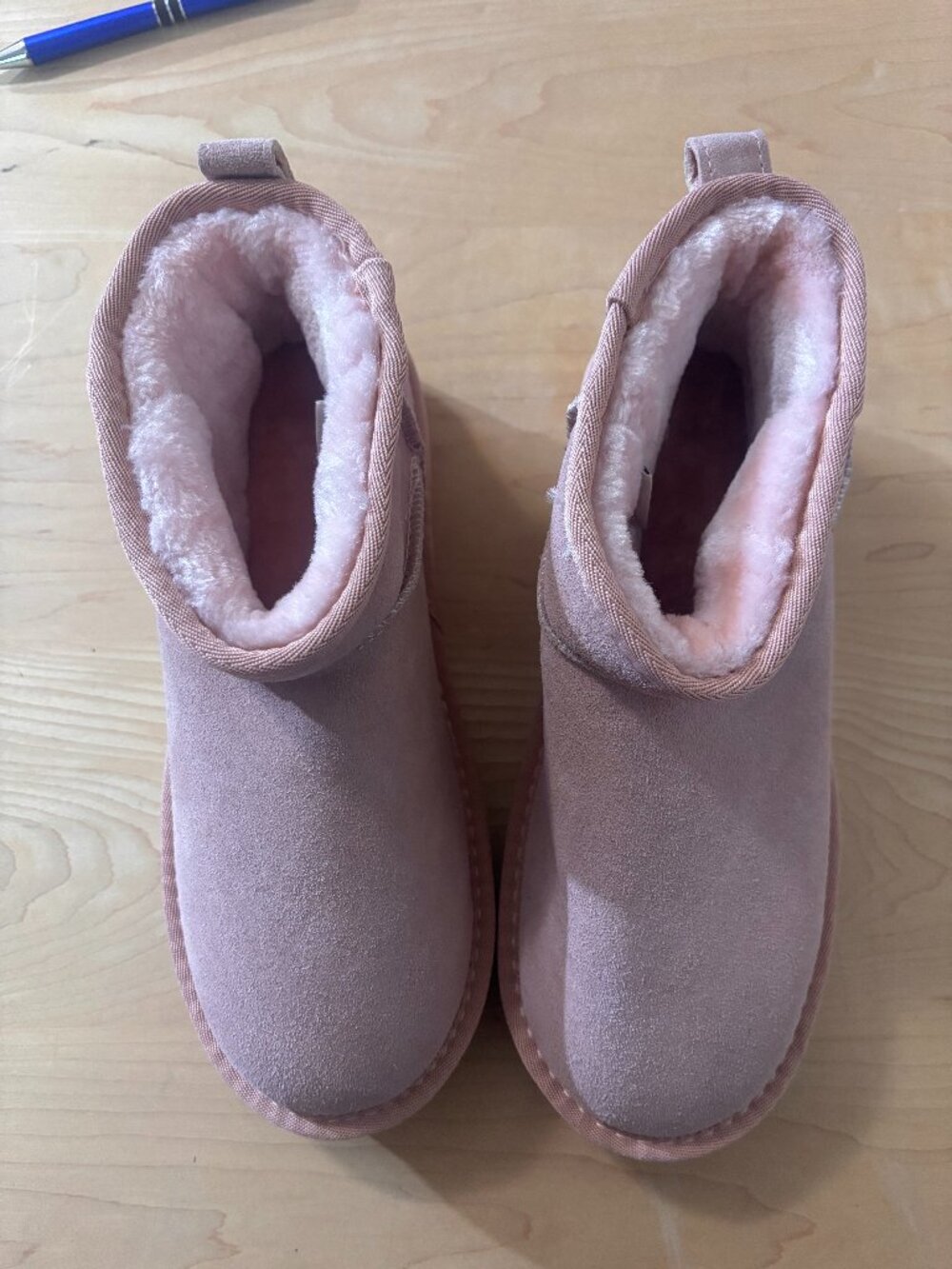 NWOT Pale Pink Adorable Ultra Short Uggs
